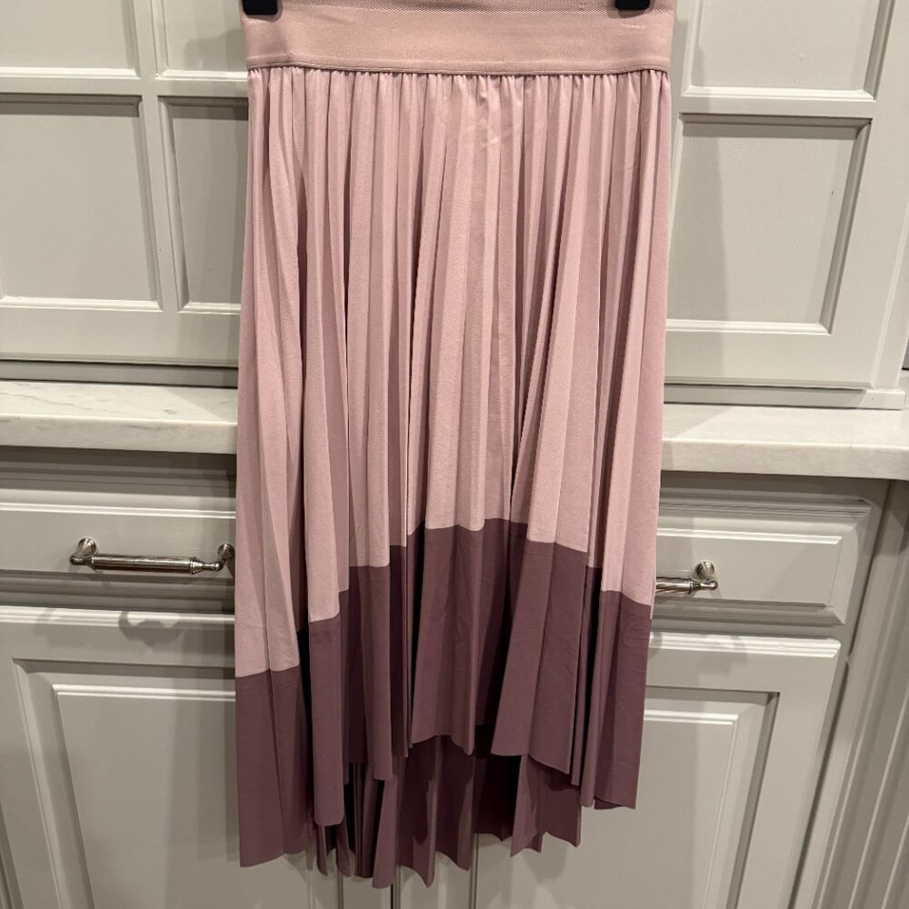 Athleta Color Block Swing Forward Pleated High Low Midi Athletic Skirt